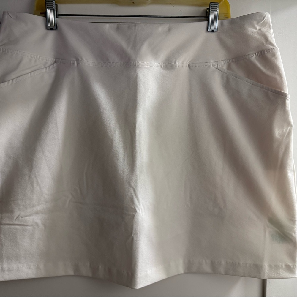 Lilly Pulitzer Luxletic Cream Skirt